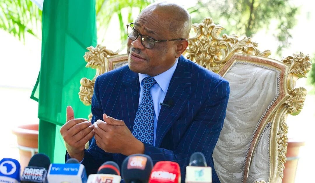 tvcnewsng's tweet image. Parties Should Comply With Laws, Stop Blackmailing APC, INEC – Wike

tvcnews.tv/parties-should…

#Wike
#inec