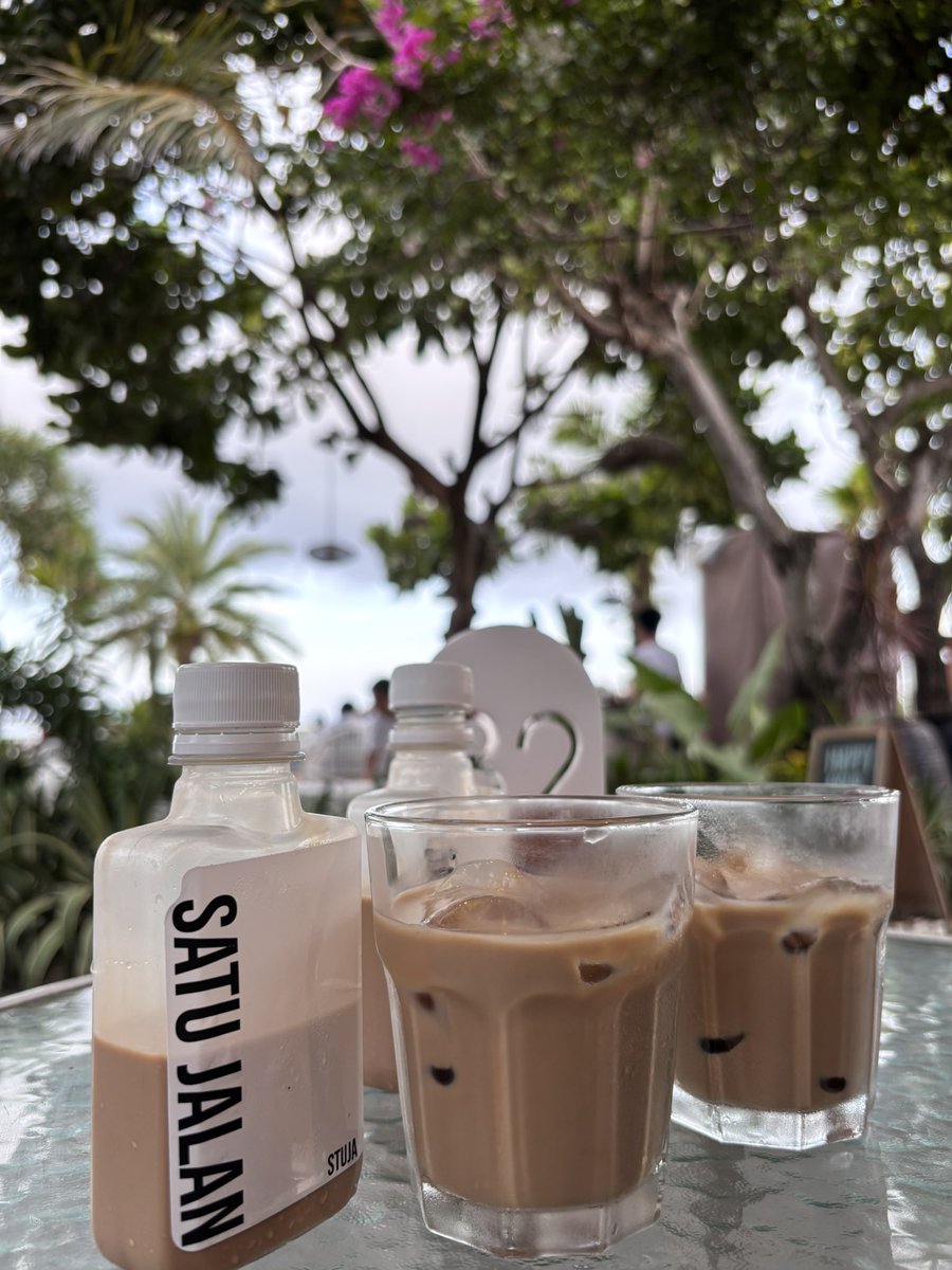 kala_senja tweet media