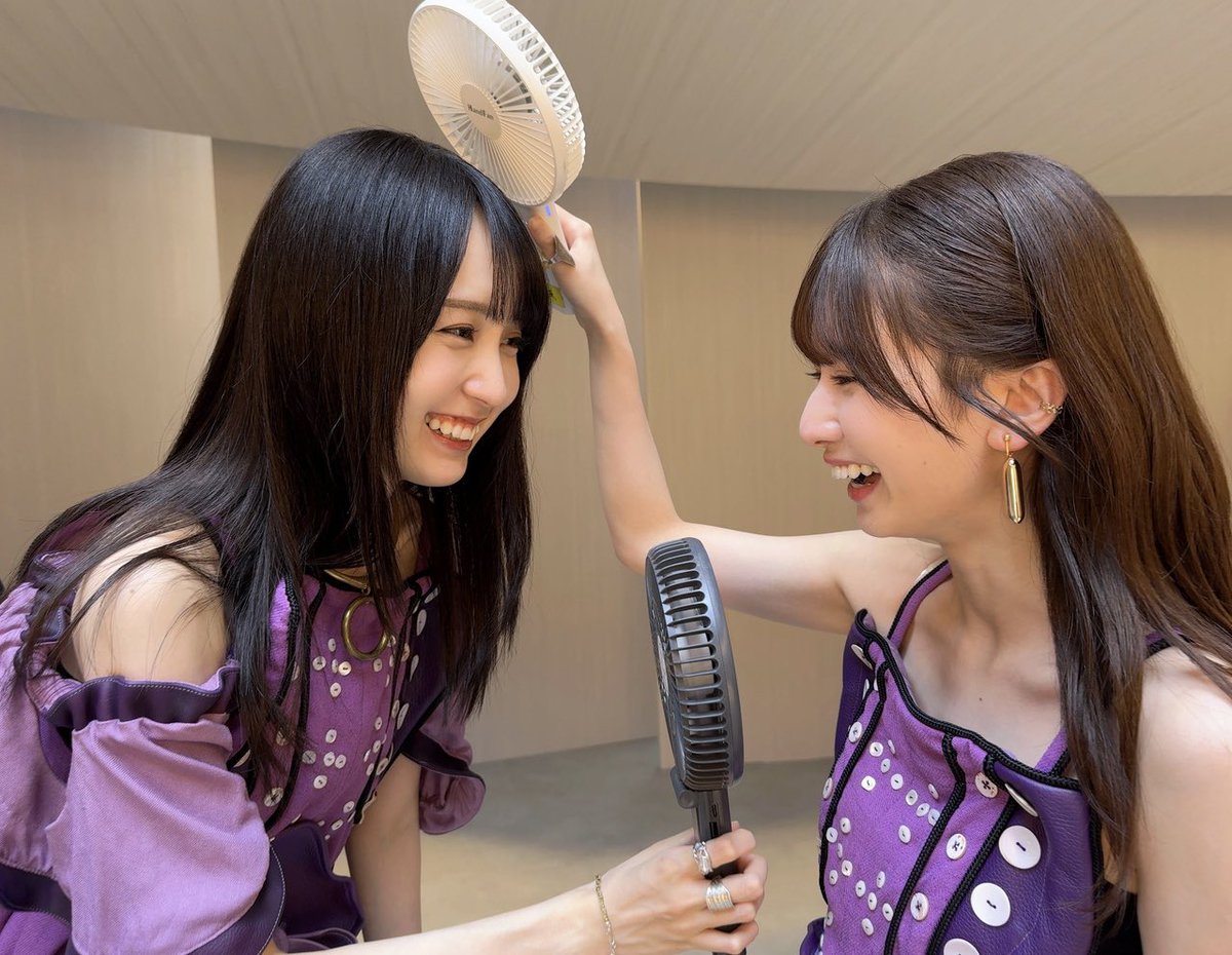 あすり tweet media