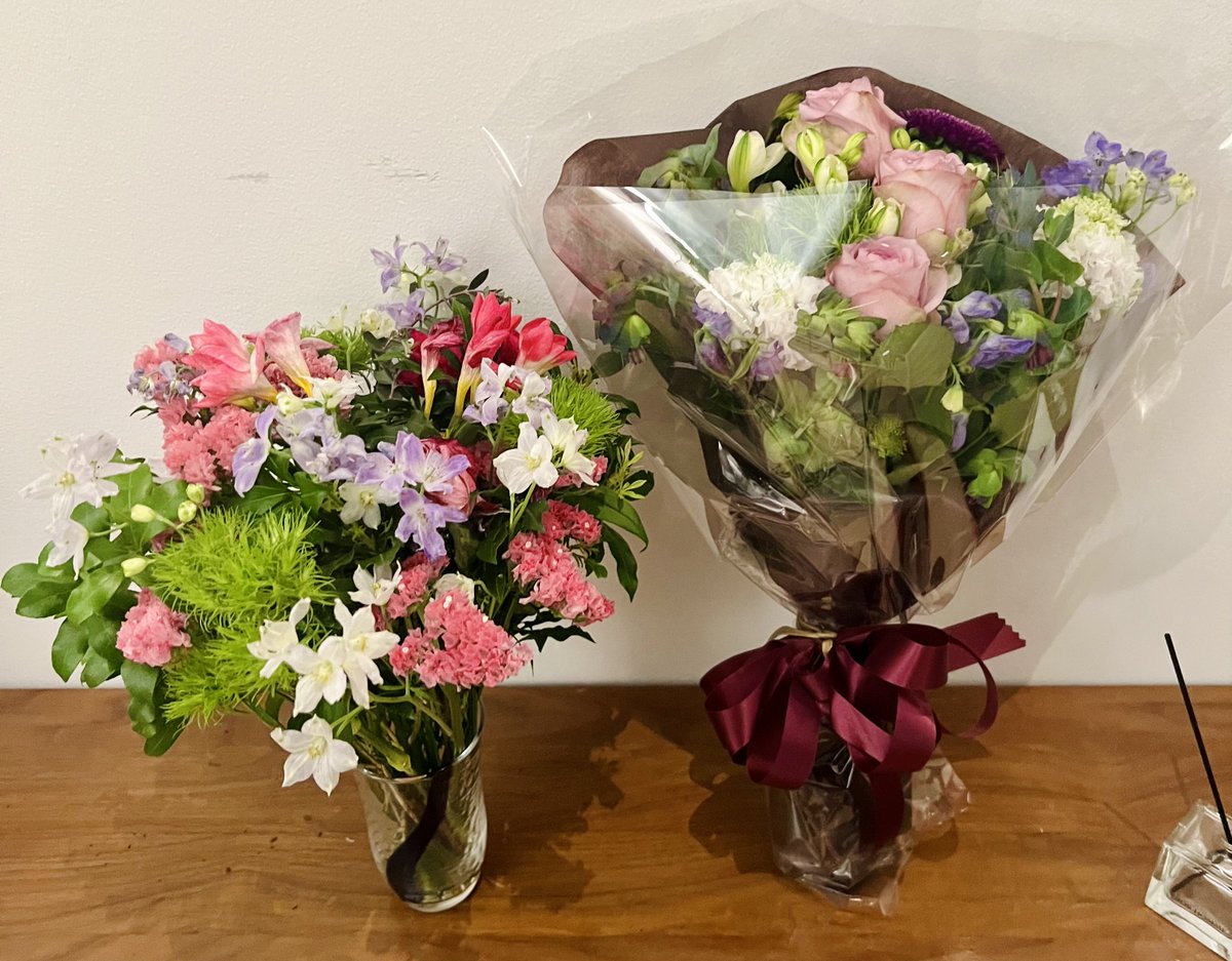 今週は2作品クランクアップ。花瓶が足りん。あざました！