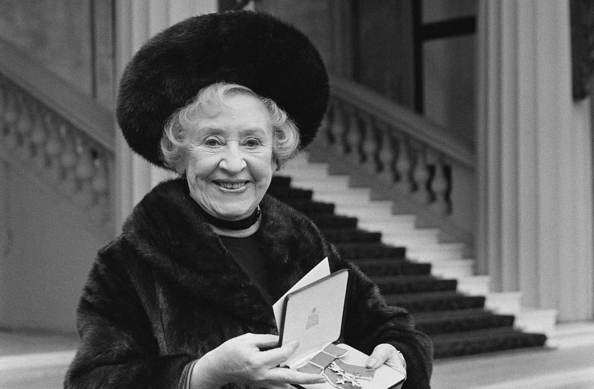 Doris Speed Fans tweet media