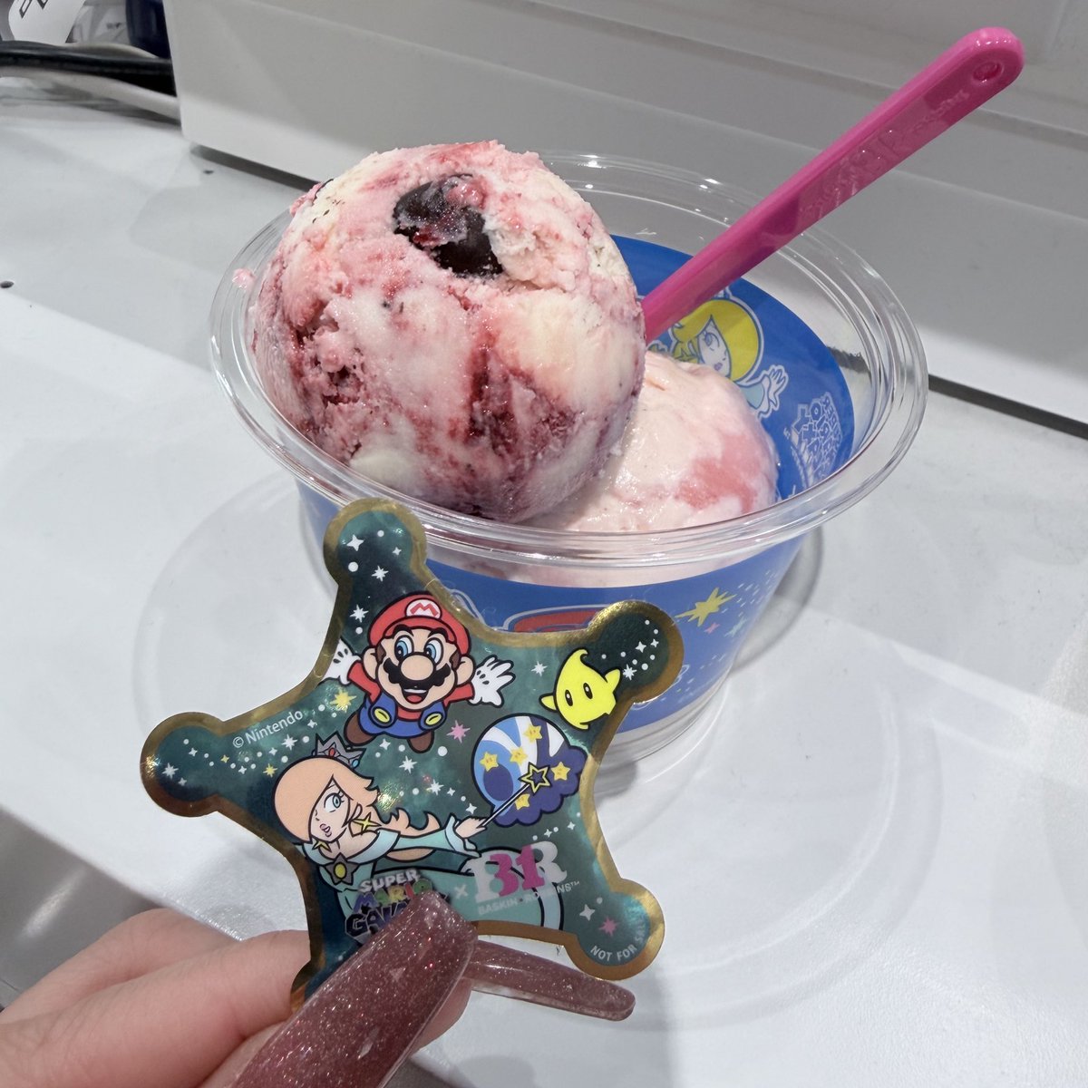 🍓 MiU ♥️ tweet media