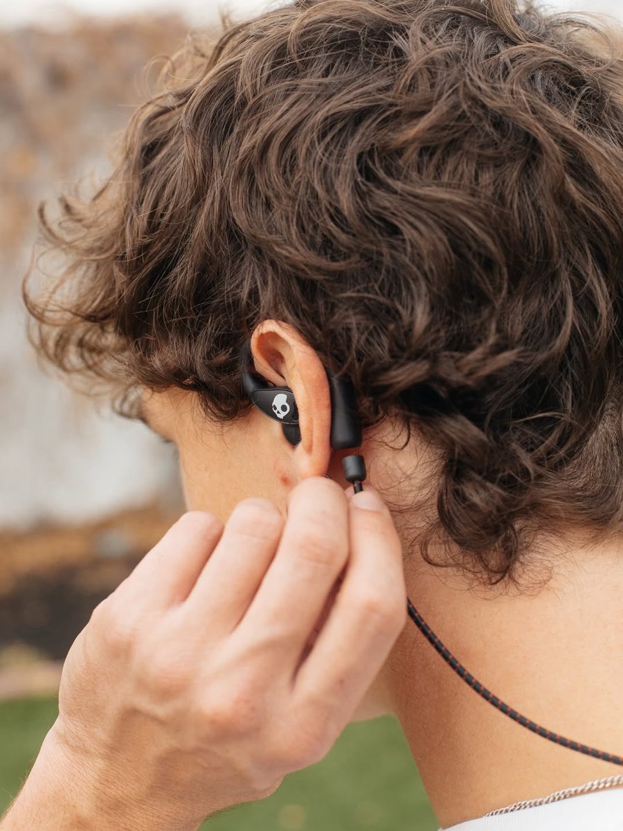 SkullcandyJapan's tweet photo. 【最新オープンイヤー型イヤホン】
Push 540 OPEN、アクティブな人のために設計 💪

▼製品のおすすめポイント
・取り外し可能なネックバンド
・オープンイヤー設計
・汗・水・ほこりに強い耐久仕様

公式サイト限定で先行発売開始💀
👇
https://t.co/q7cJZY8Gek https://t.co/A31gnb4Yt1