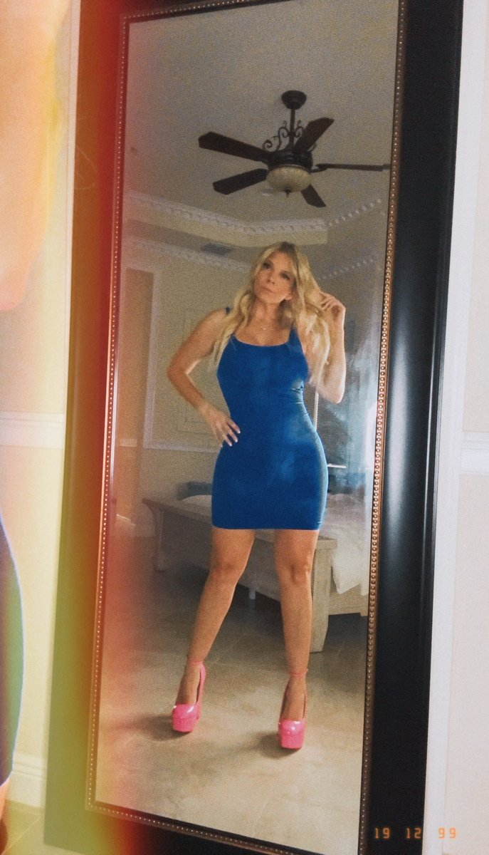 trisberrybliss tweet media