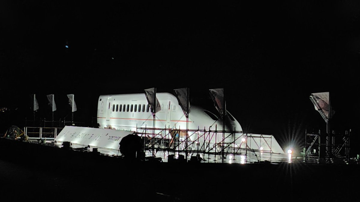 ねこつか tweet media