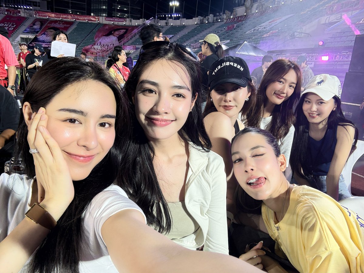 Punpreedee tweet media