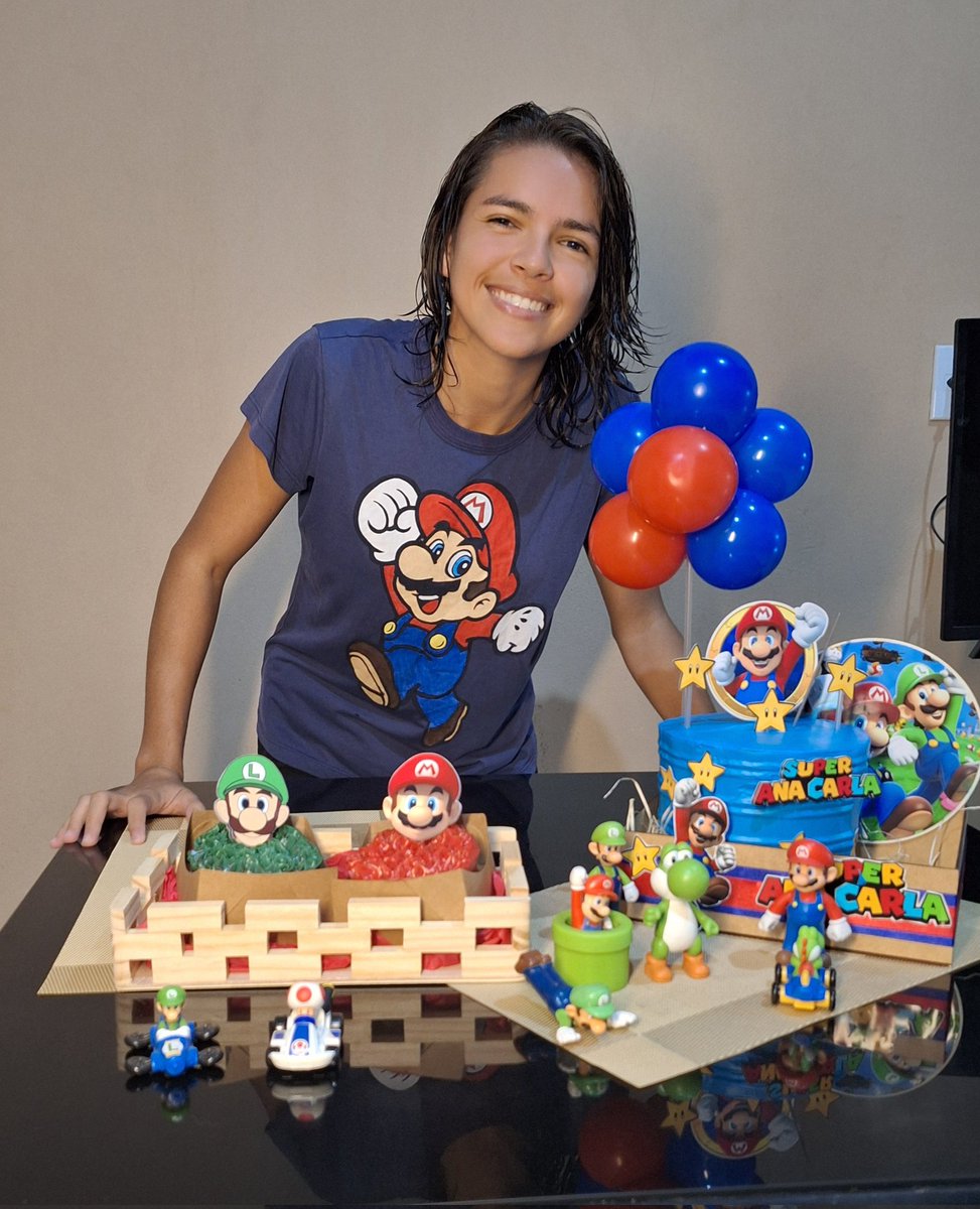 NAH CARLA GAMER 🎮 tweet media