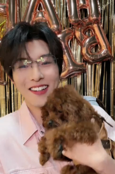 abby˚.🌟🍂༘⋆ tweet media