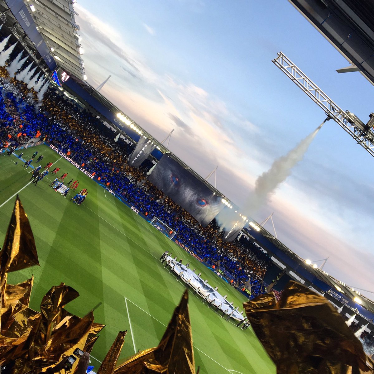 𝙢𝙚𝙡𝙞𝙨𝙨𝙖 tweet media