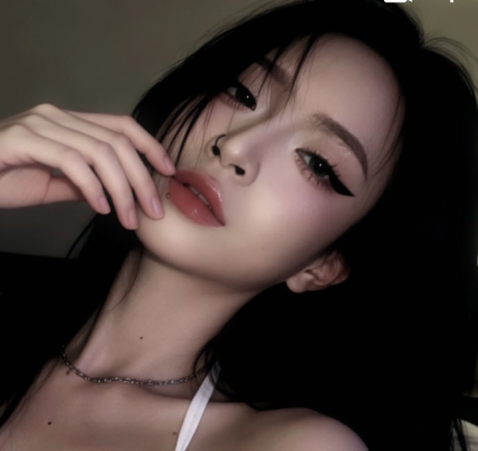 Mây đang buồn 🥹 tweet media