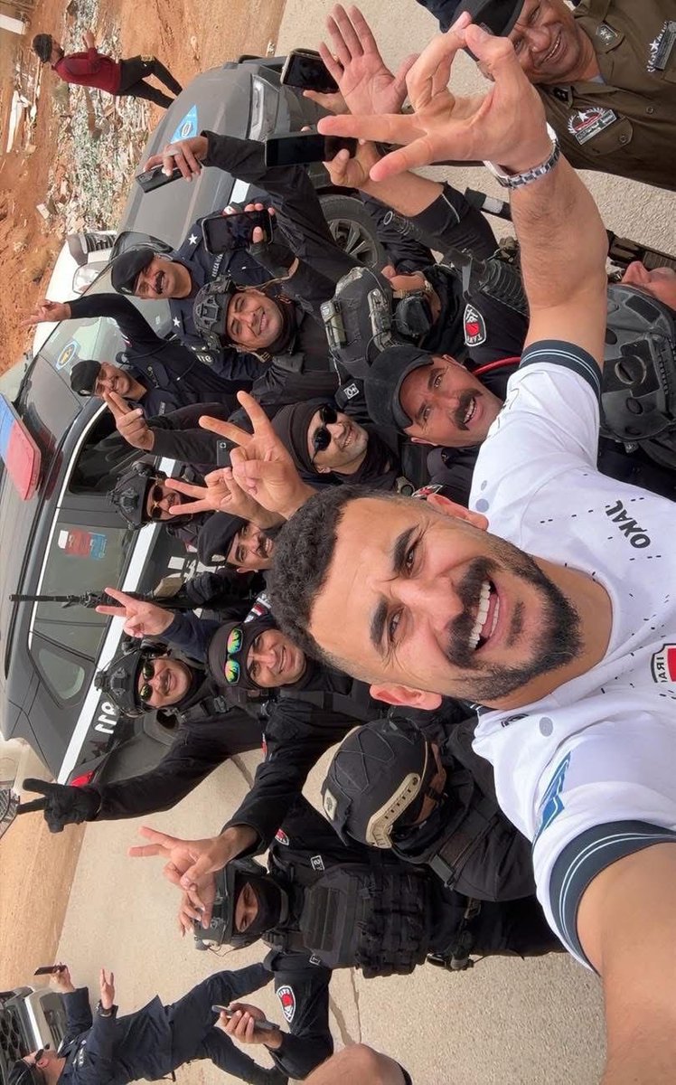 AdilAlhalbousi's tweet photo. قلب الدفاع مع قلب الهجوم مع ابطال الدفاع عن الوطن في محافظة الأنبار اليوم ….

#اهل_الغيره_بديره_الحلبوسي https://t.co/oAcUo7roNe