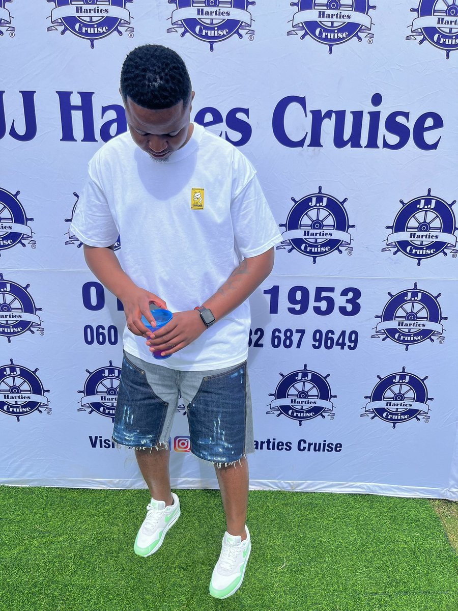 TheUbberManHaveNotArrived.🥤♥️ (@lannerphatlane) on Twitter photo 