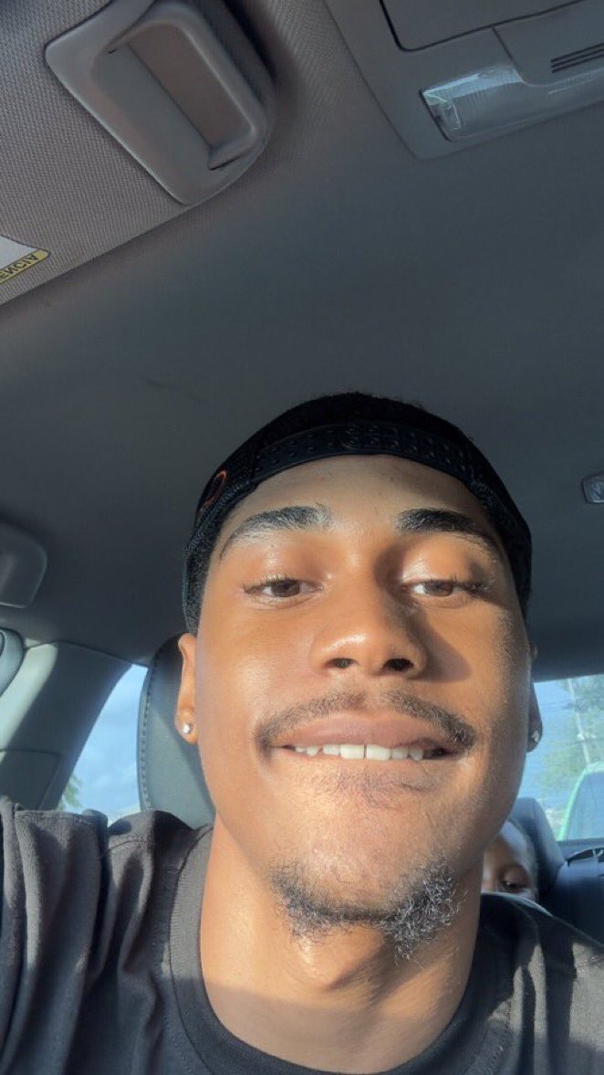 nmesoma. 🎀 tweet media