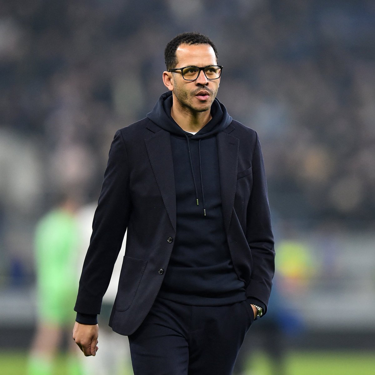 demarkesports's tweet image. Liam Rosenior: "Enzo Fernandez ile konuştum. Kulübün bir parçası olarak Port Vale ve Manchester City maçında oynayamayacak. Bu şekilde konuşması hayal kırıklığı yarattı. Karakteri ve kişiliği hakkında kötü bir şey söylemem. Ama bir sınır aşıldı. Yaptırım uygulamak zorundaydık."