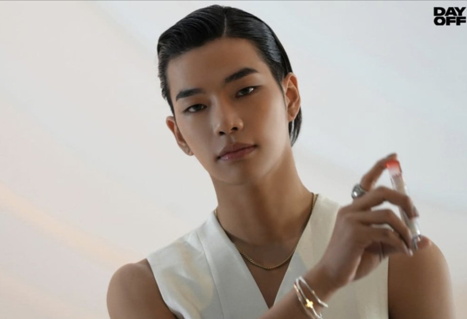 돌고래 tweet media