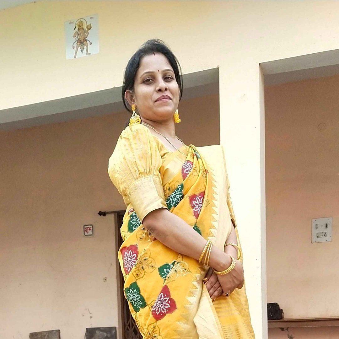 anshuman_sunona's tweet image. दुर्ग
अफ़ीम मामले में निलंबित ग्रामीण कृषि विस्तार अधिकारी एकता साहू बहाल 

मौके पर मक्के की जगह अफीम फसल मिलने के कारण हुई थी निलंबित 

निलंबन वापसी को लेकर कृषि विस्तार अधिकारी संघ कई दिनों से प्रदर्शन कर रहे थे 

#अफीम #durg #Chhattisgarh