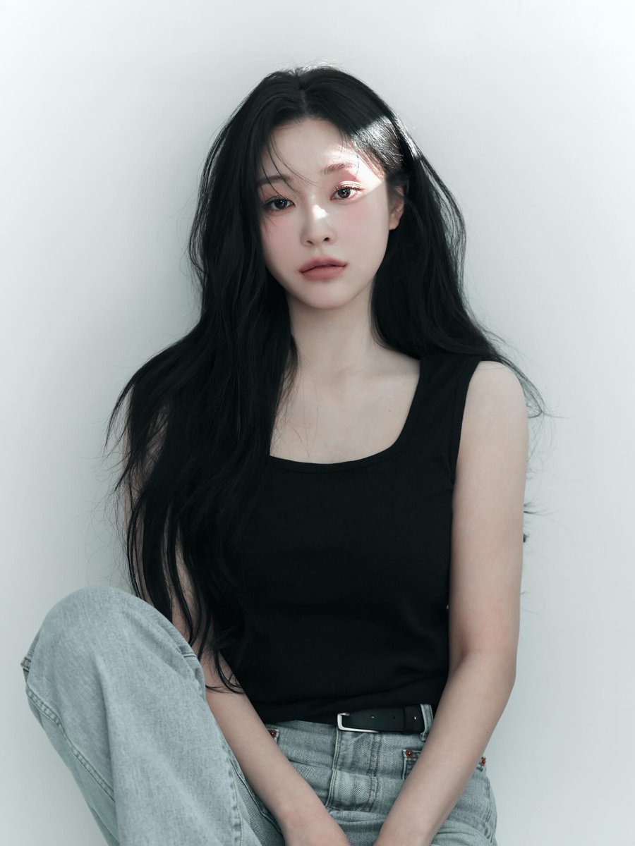 GahyunPress's tweet photo. 260403 - Lee Seoyul (Gahyun) #이서율 #LEESEOYUL #SEOYUL #드림캐쳐 #가현  in cloud_yoon (photographer) Instagram updates https://t.co/nWYo9ZToOH