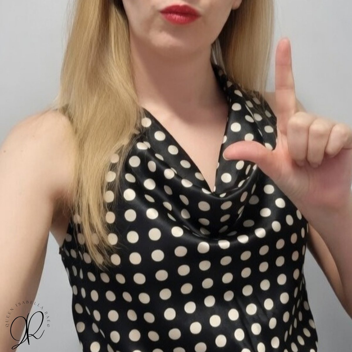 Queen Isabella Rae 👑🇬🇧 tweet media