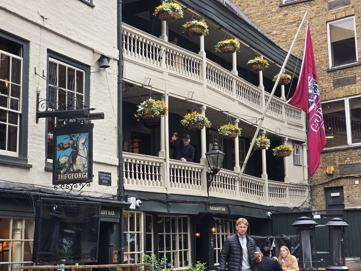 3 Peaps In A PodCast tweet media