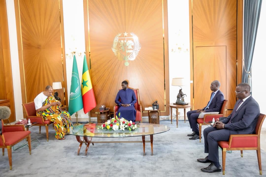 GhanaEmbDakar's tweet photo. H.E Dr. Felix Kumah Godwin ANEBO yesterday , Thursday, 2nd April, 2026, presented his Letters of Credence and Recall Letter of his predecessor to H.E Bassirou  Diomaye Diakhar FAYE, President of the Republic of Senegal at the Presidential Palace in Dakar. https://t.co/F0s4d73Zka