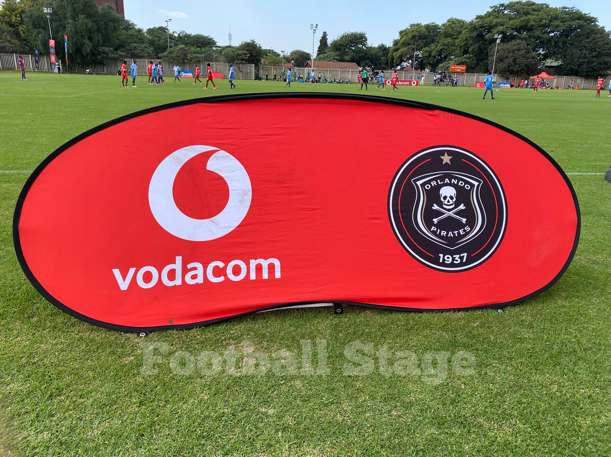 Football Stage tweet media