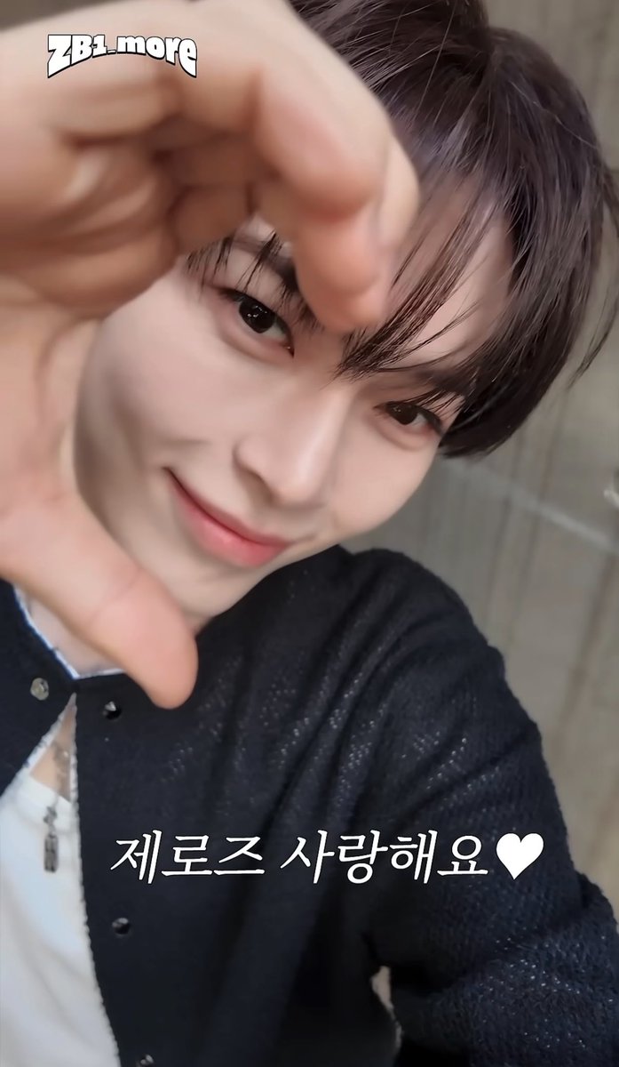 멩⸍꙳ tweet media