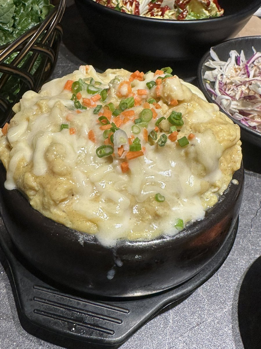 •̅_•̅ tweet media