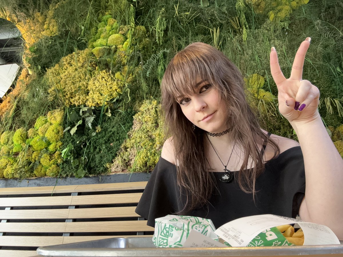 Skop 🏳️⚧️ tweet media