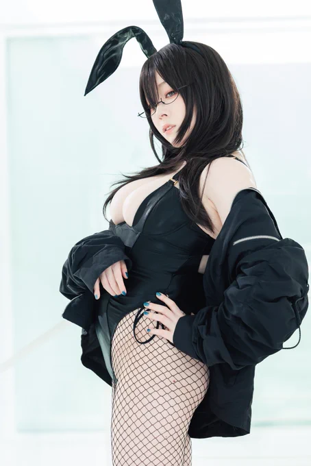 ダウナー系怠惰バニーガールお姉さんです Photo