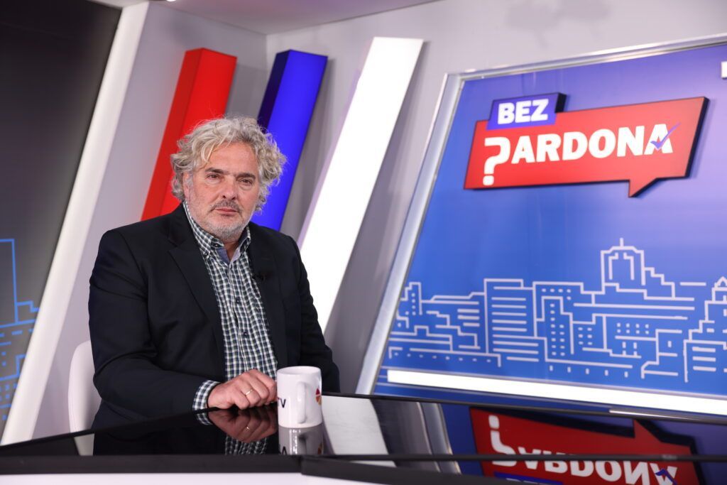 Bez Cenzure tweet media