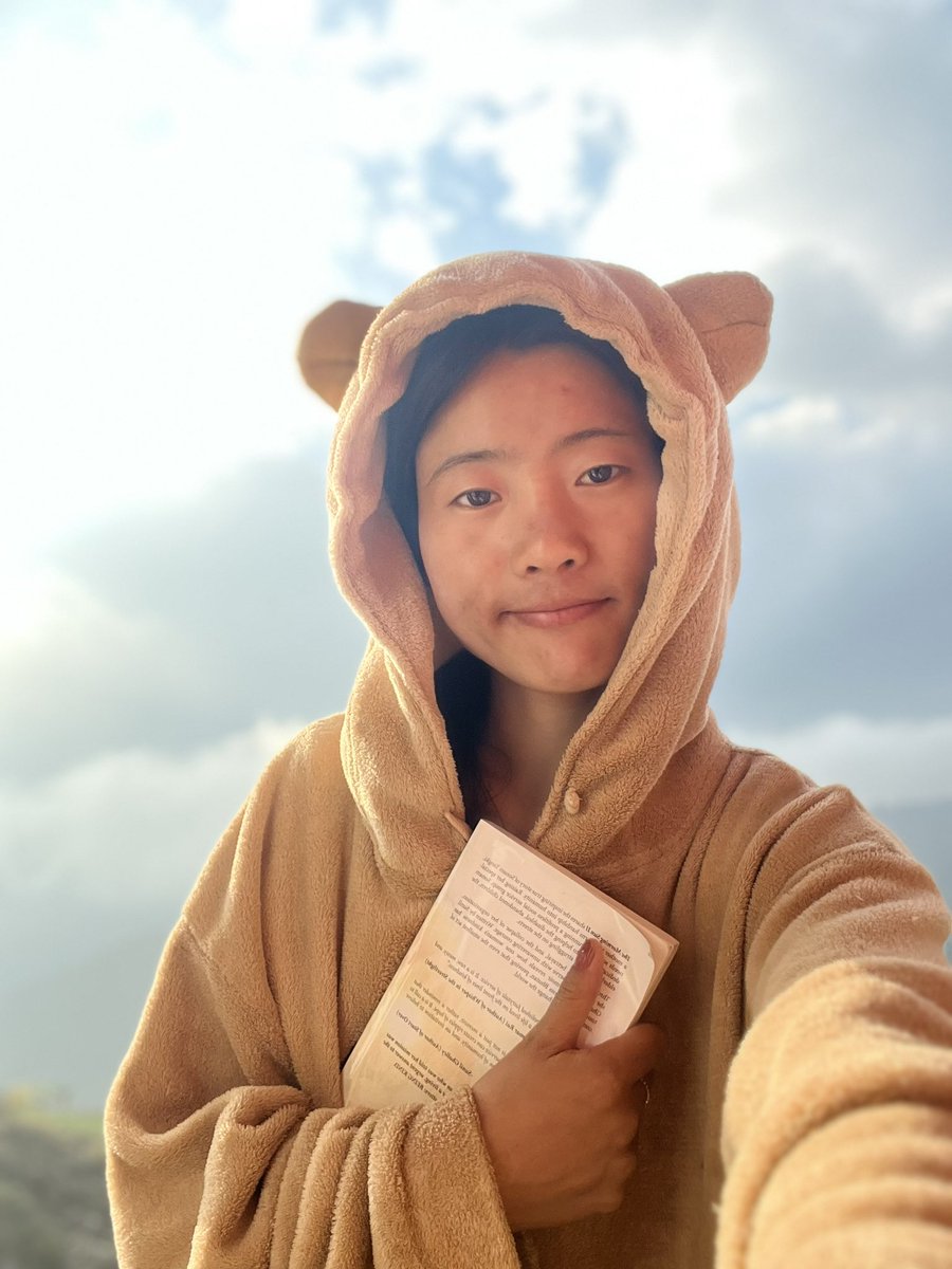 zaamthebookishpotato tweet media