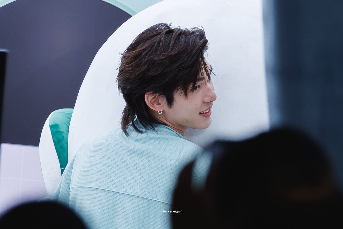 𝒔𝒕𝒂𝒓𝒓𝒚 𝒏𝒊𝒈𝒉𝒕🌌 tweet media