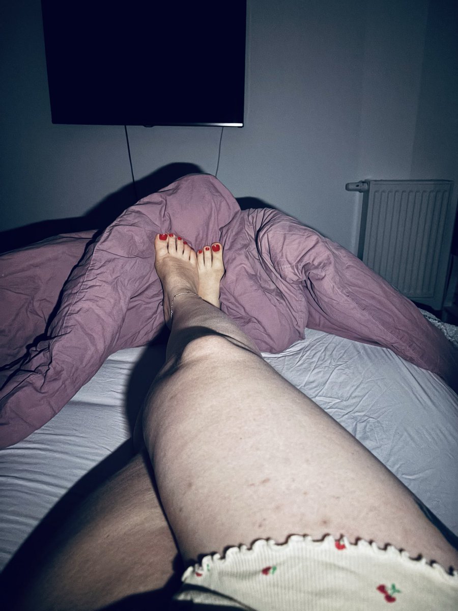 Reine des pieds tweet media