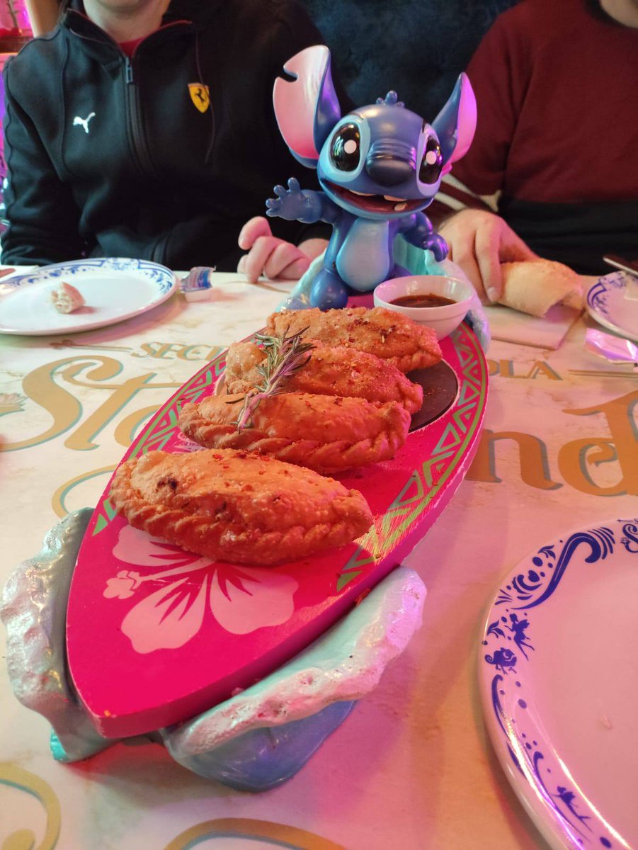 tripichurlo's tweet photo. Comimos en el restaurante "Storyland" en Madrid (España). We ate at the 'Storyland' restaurant in Madrid (Spain). More info in: Storyland Madrid | Storyland Madrid https://t.co/wTVgp4gJHY