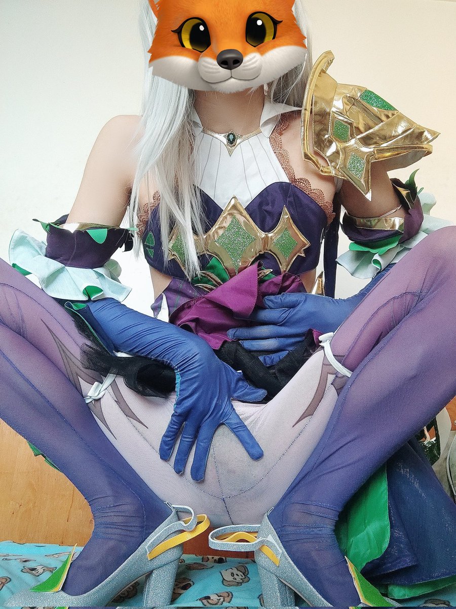 借风留云 tweet media
