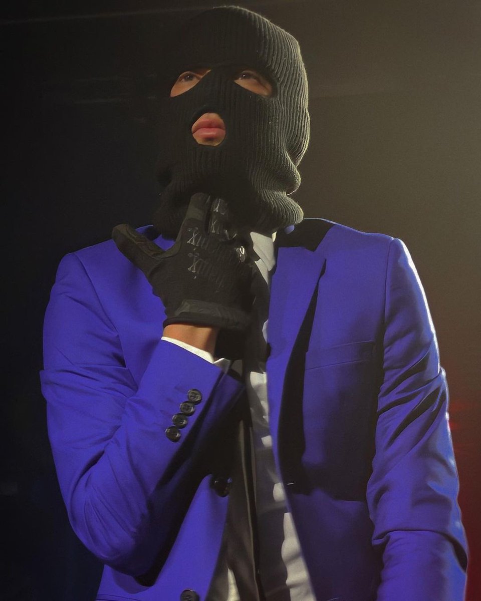 James ⊬ tweet media