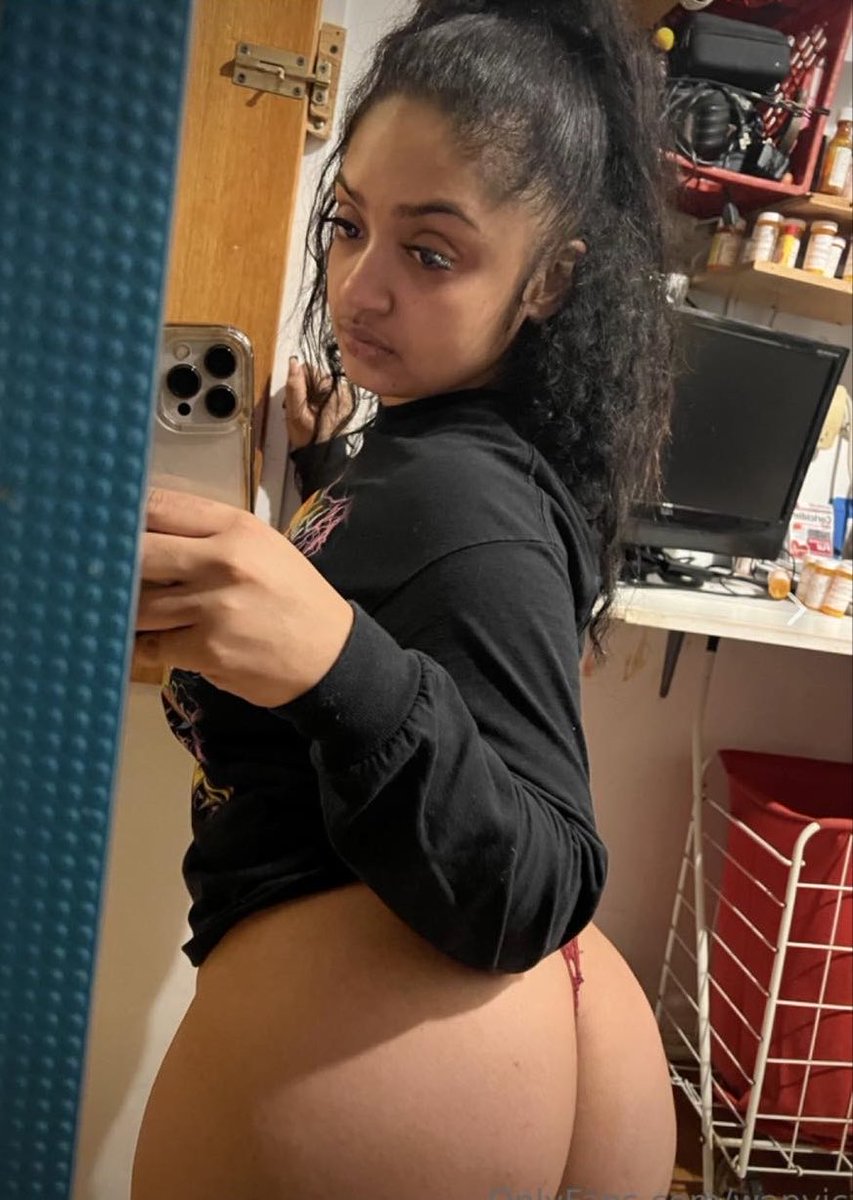 Vickyjoan tweet media