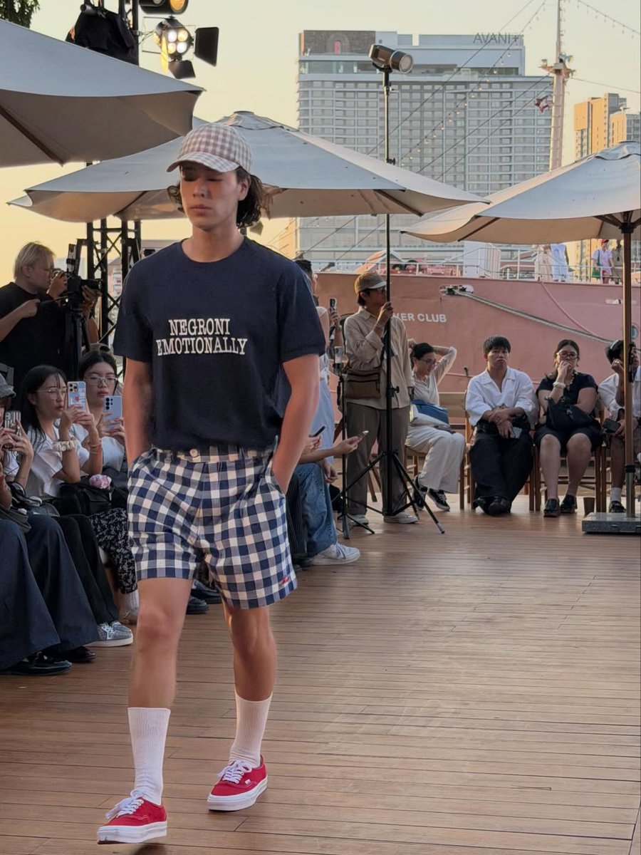 Uppoompat Official tweet media