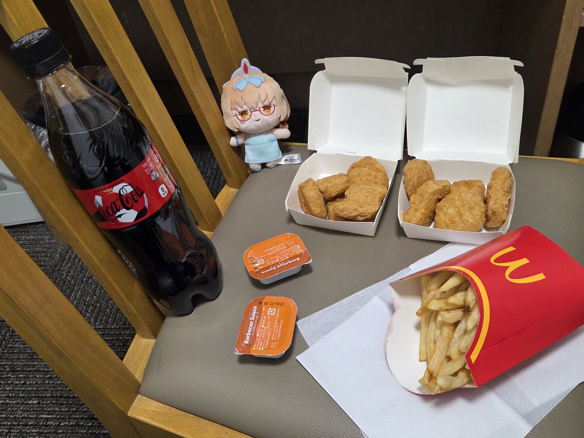 指揮官ぽてと先生 tweet media