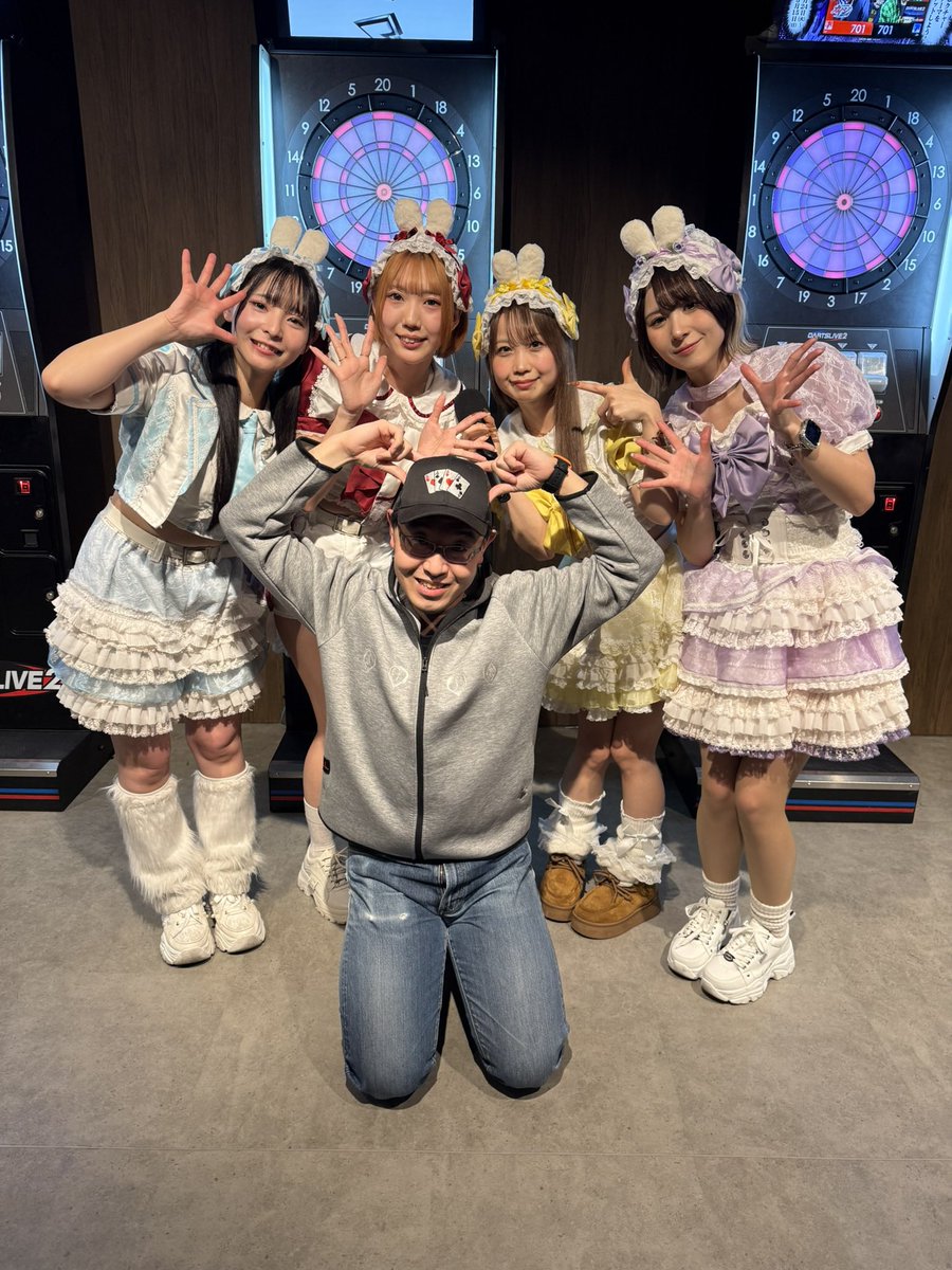 ラグナロックで #らぐらぴ メンバーに初めて会って、
閉店後にイベントにほぼ毎回顔を出してましたが、
皆が皆可愛くていつも楽しいなって思ってます✨️
26日のイベントも楽しみですね🎶