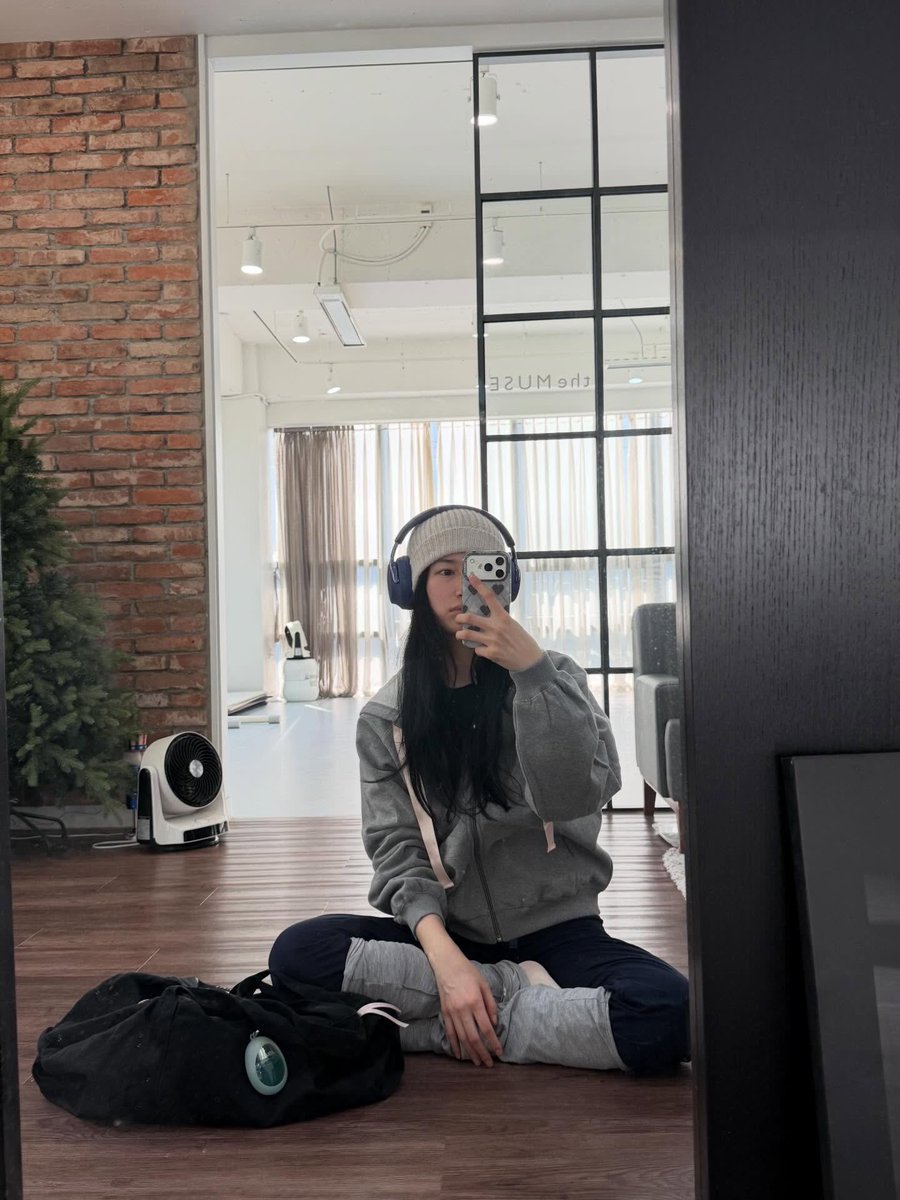 끼토배 tweet media