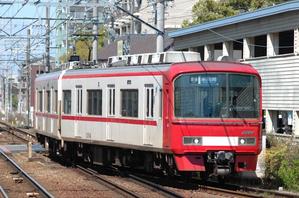 sTHVYgc7Aj88633's tweet photo. 名鉄新安城駅ギ方エキセンで撮ってきました。 #名鉄 #新安城駅 #3104F https://t.co/MubQJCqO0m