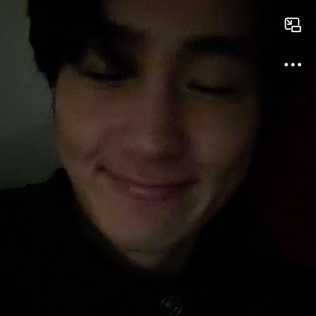 이함놈 tweet media