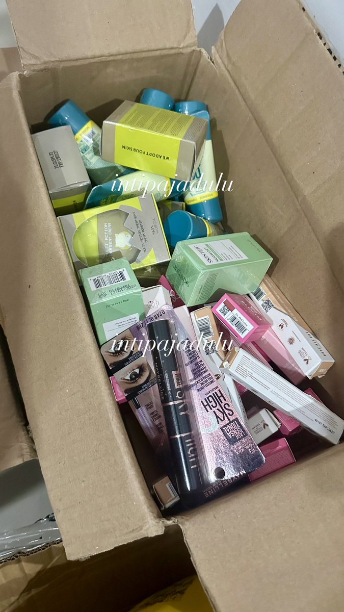 open jastip apapun harga ambyar ✨ tweet media