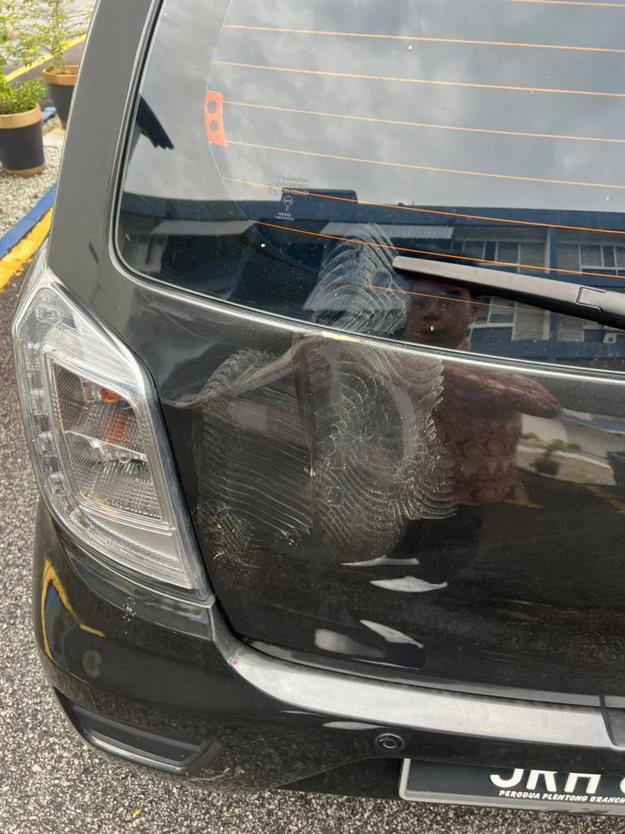 UpdateInfo🇲🇾🌍 tweet media