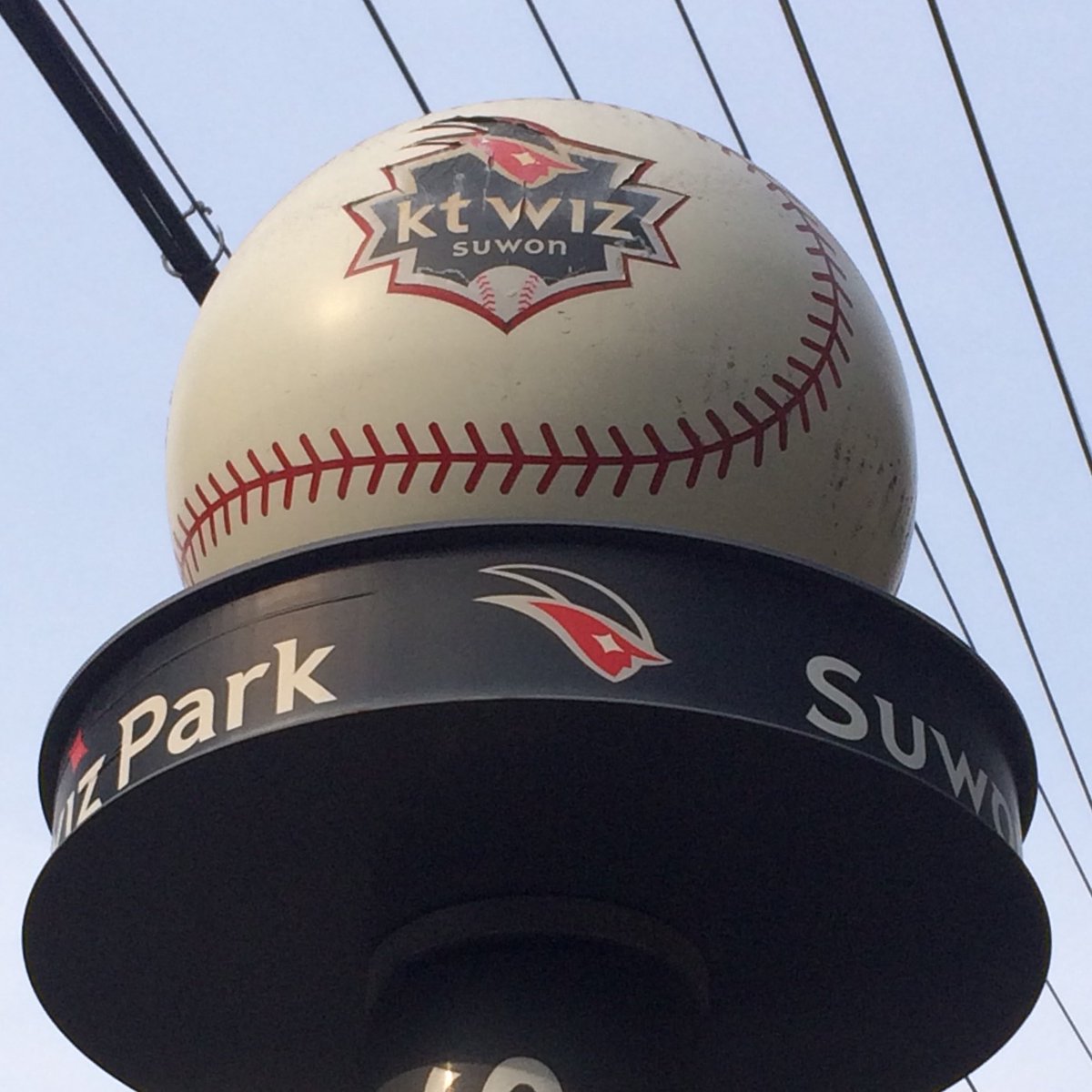 부키.. tweet media