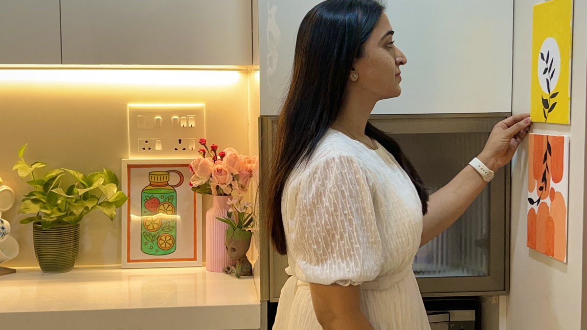 rashmichapter's tweet photo. I have shared a vlog 🎥where I decluttered and organized my home set up for my kids’ wardrobe, toys, and books📚Prepared Bihari garam masala in the kitchen👩🏻‍🍳 and made a few simple changes to refresh my home for summer🌞
https://t.co/PMsdAfxxkd https://t.co/66kumcUh3f