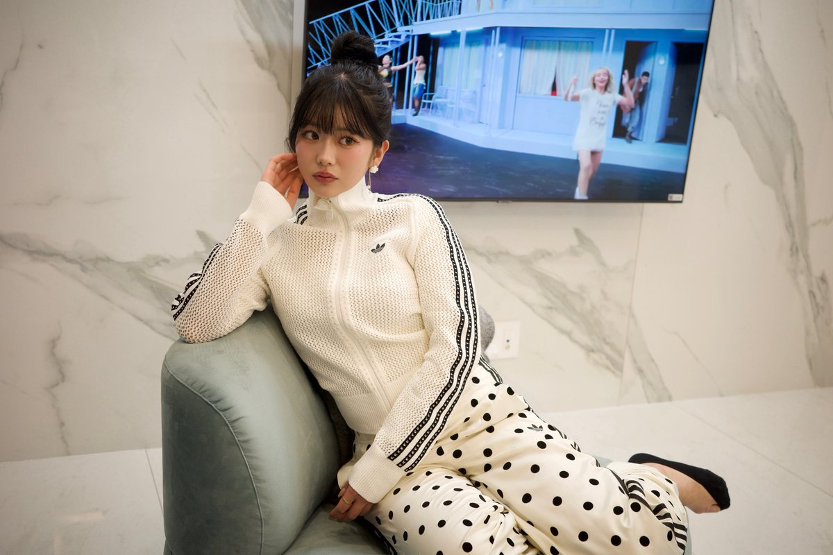 やしろなな tweet media