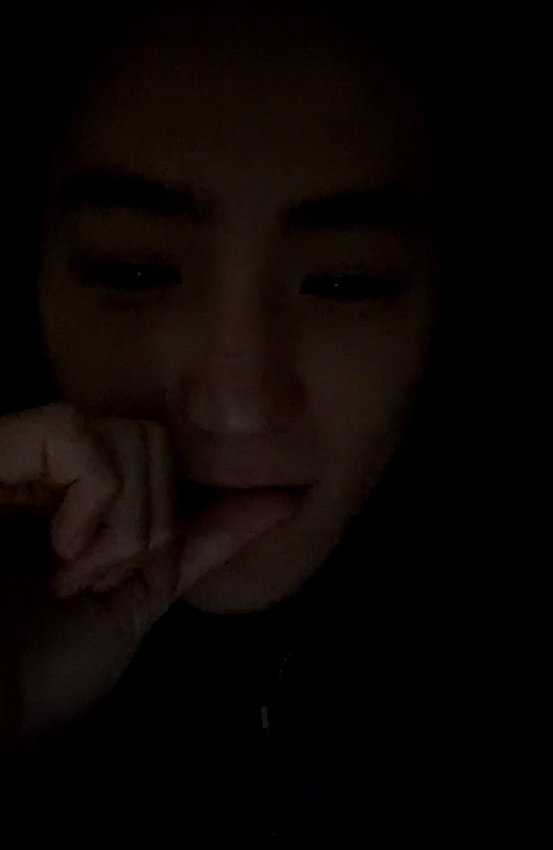 요와욯 tweet media