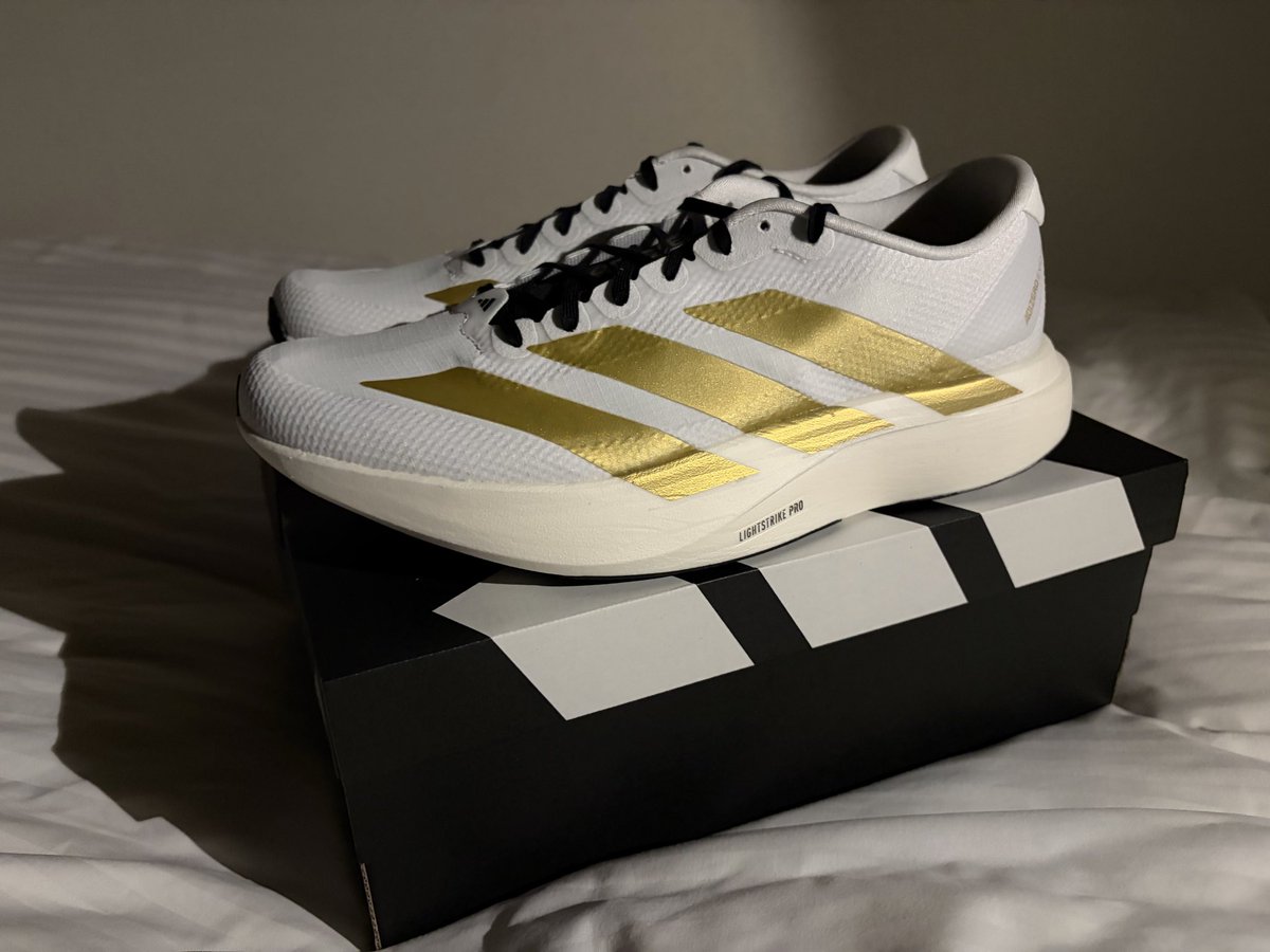 1029サッカースパイク tweet media